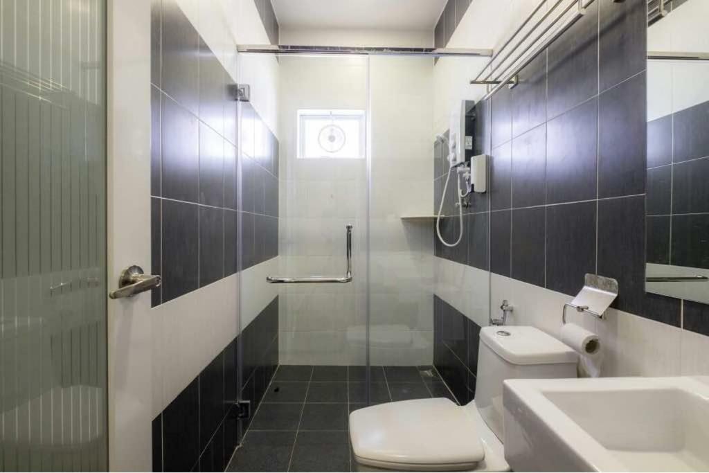 6, Persiaran Tanjung Bunga 3 Villa Batu Feringgi Exterior foto